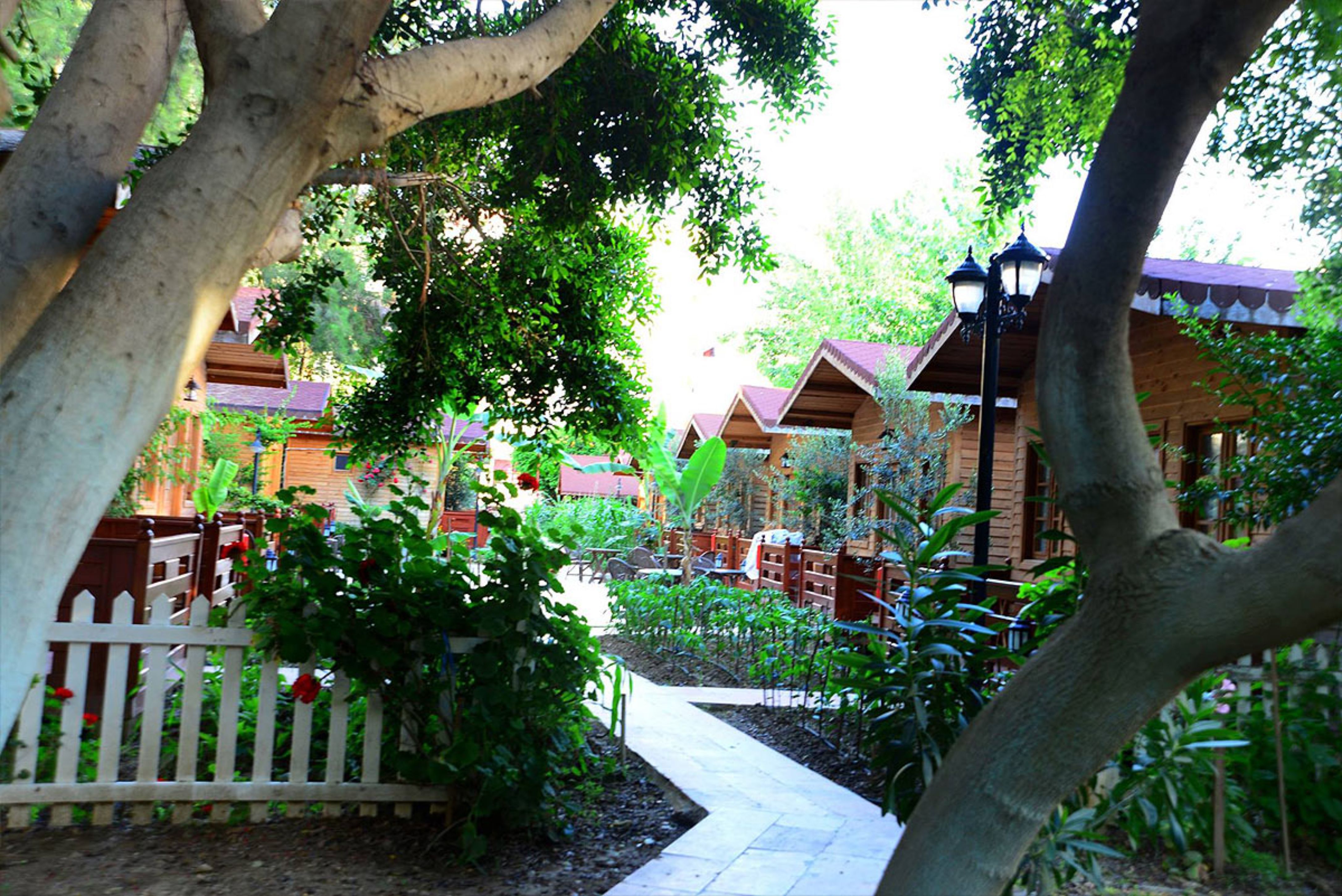 Sevki Bey Hotel 43/50