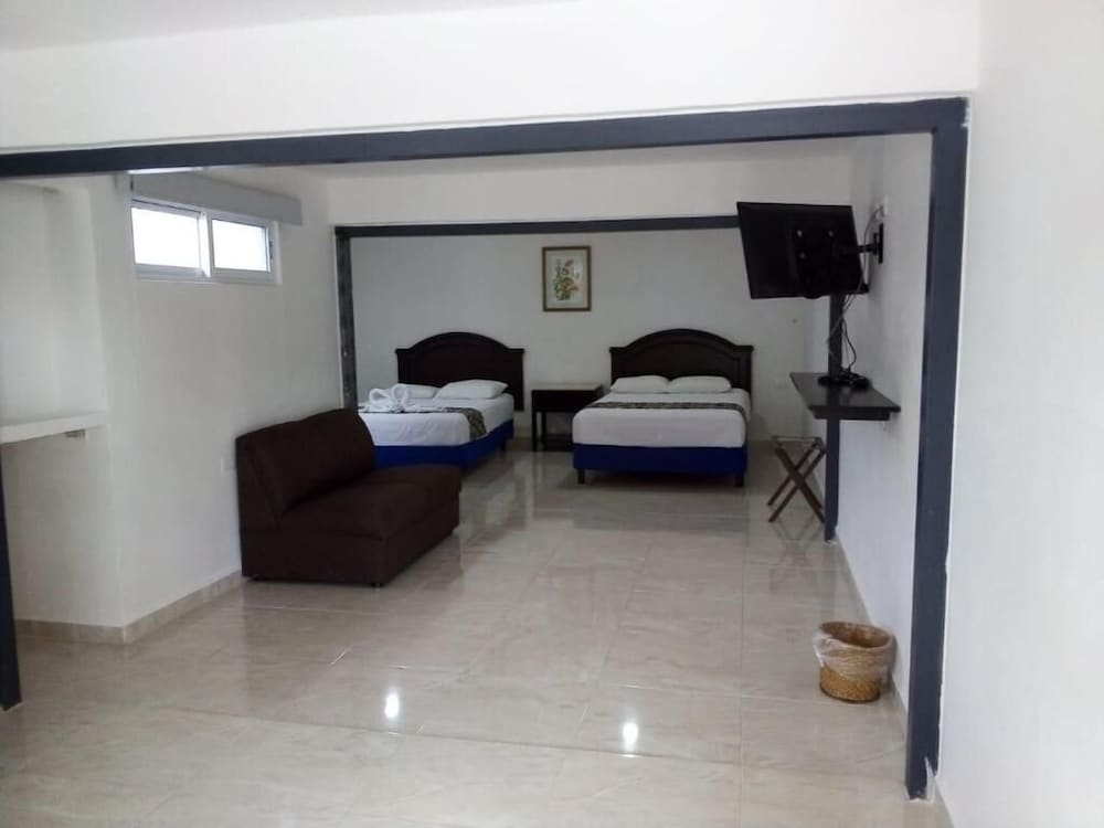 HOTEL EL CID MERIDA 42/51
