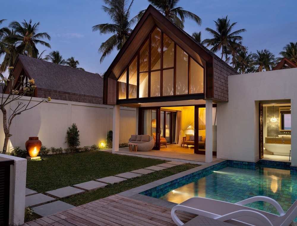 The Kayana Beach Lombok 13/48