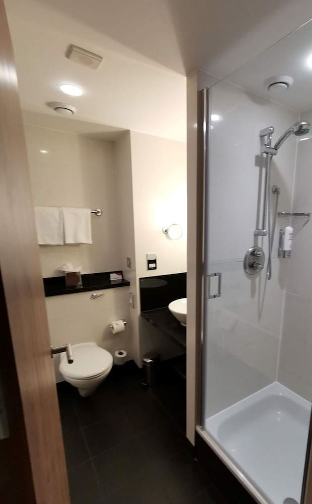 Crowne Plaza Marlow 16/74