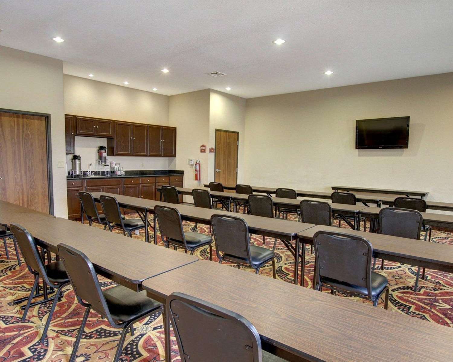 Comfort Inn And Suites Alvarado, TX 39/45