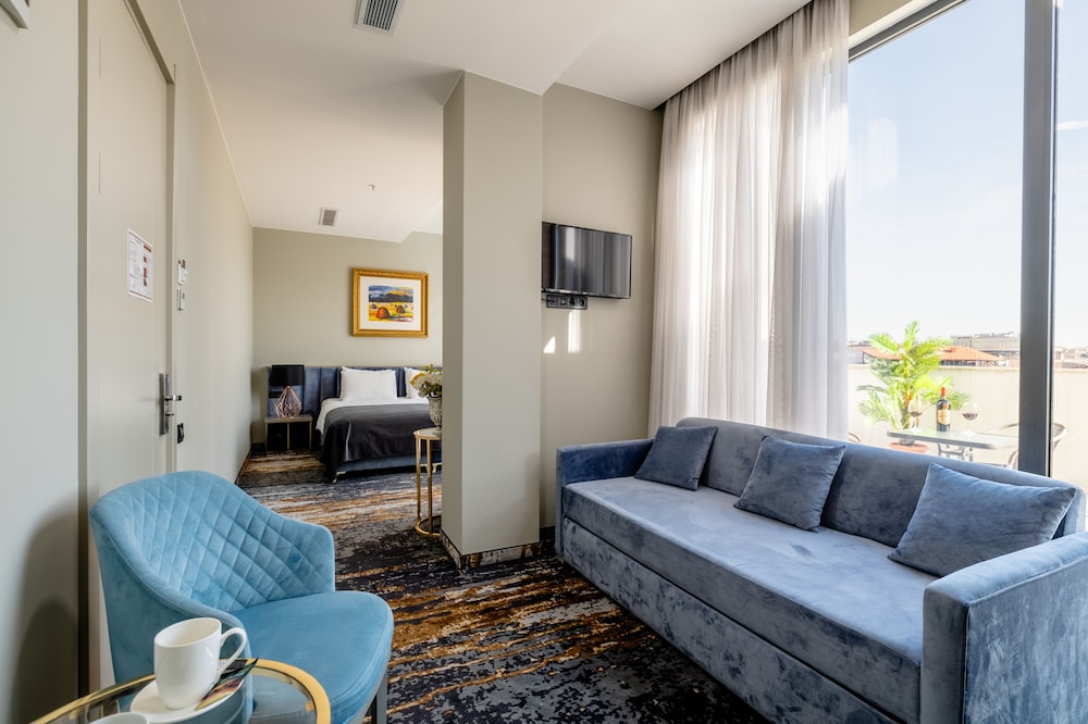 Brosse Garden Hotel 27/49