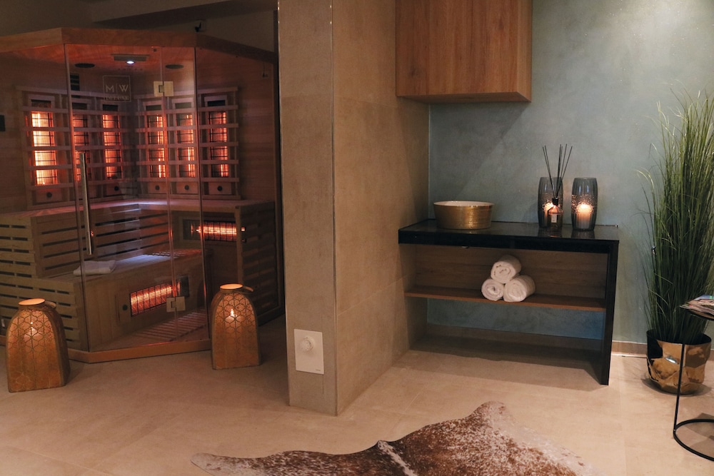 Salinenparc Design Budget Hotel 7/50