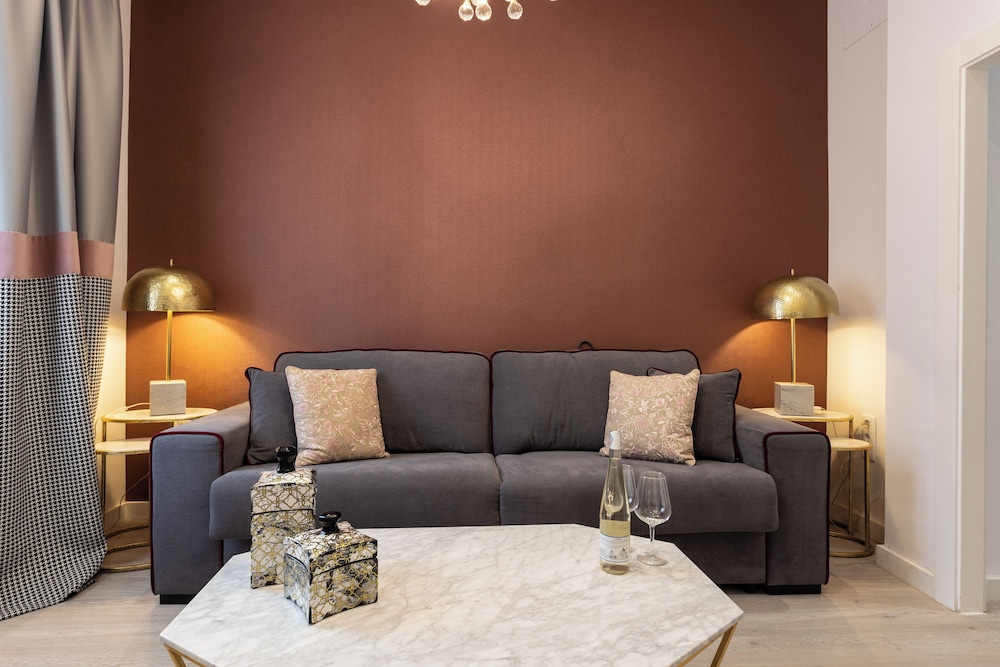 Bibo Suites Plaza Nueva 28/48
