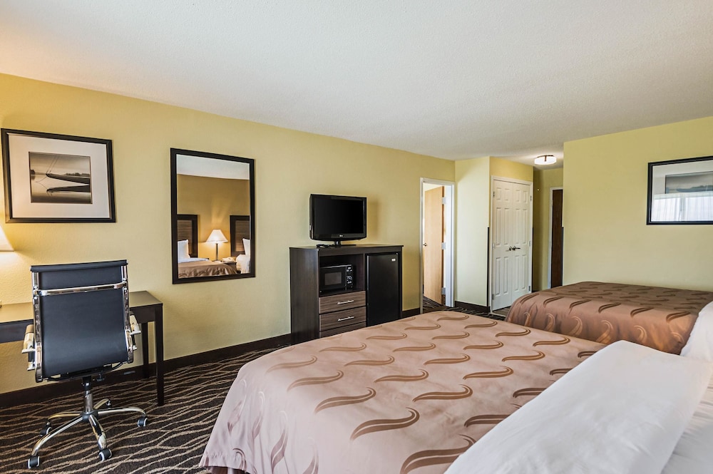 Quality Inn & Suites Frostburg-Cumberland 23/58