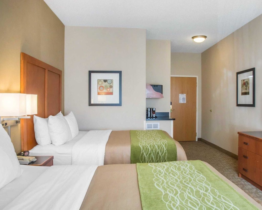 Comfort Inn And Suites West Chester 9/41