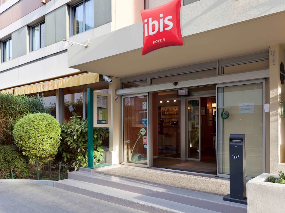 B&B Hotel Marseille Prado Parc des Expositions in MARSEILLE