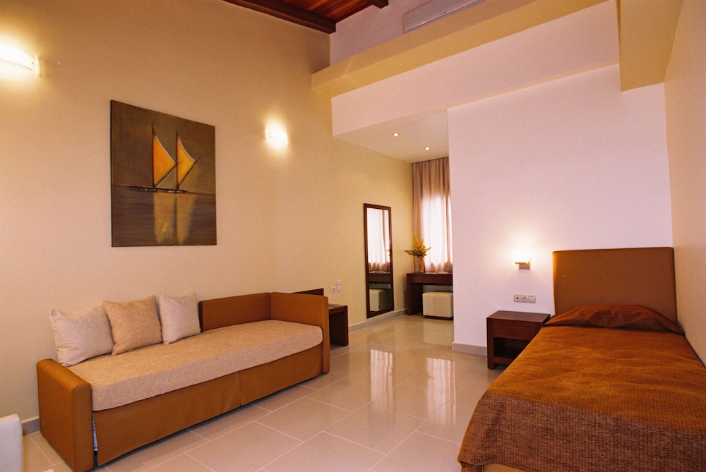 Lemnos Village Resort Hotel 40/71