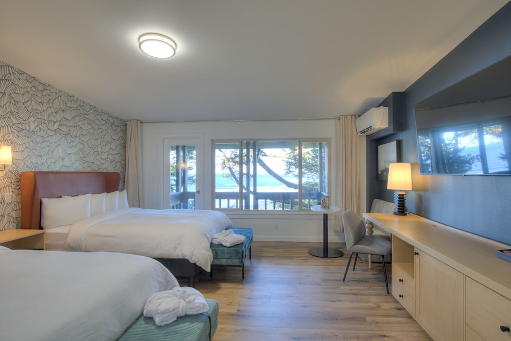 Ocean Crest Resort 3/50