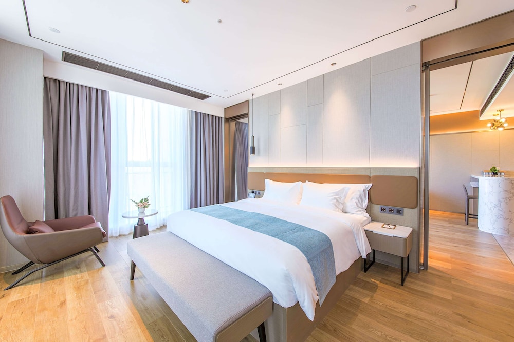 Howard Johnson by Wyndham Longxiang Hotel Ningbo 8/31