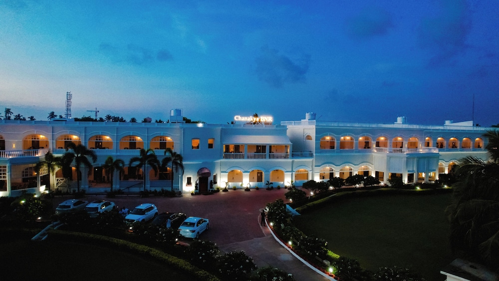 Chanakya Bnr Hotel 39/50