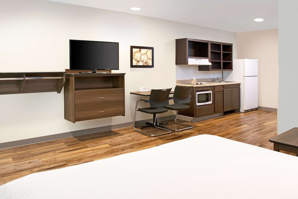 WoodSpring Suites Nashville Airport 26/29
