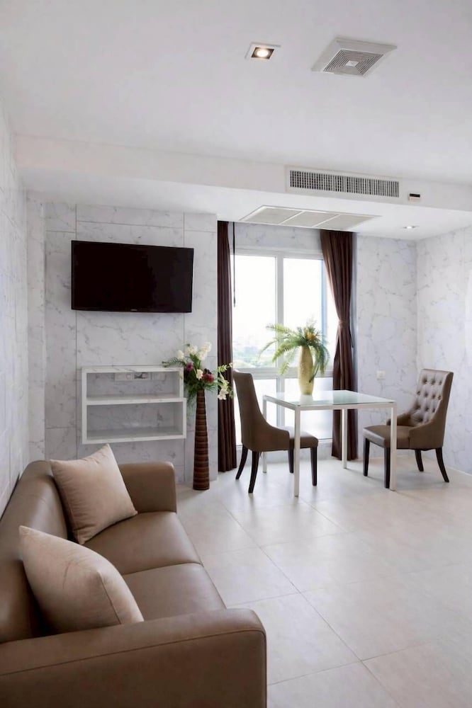Sky Dome Resotel 44/69