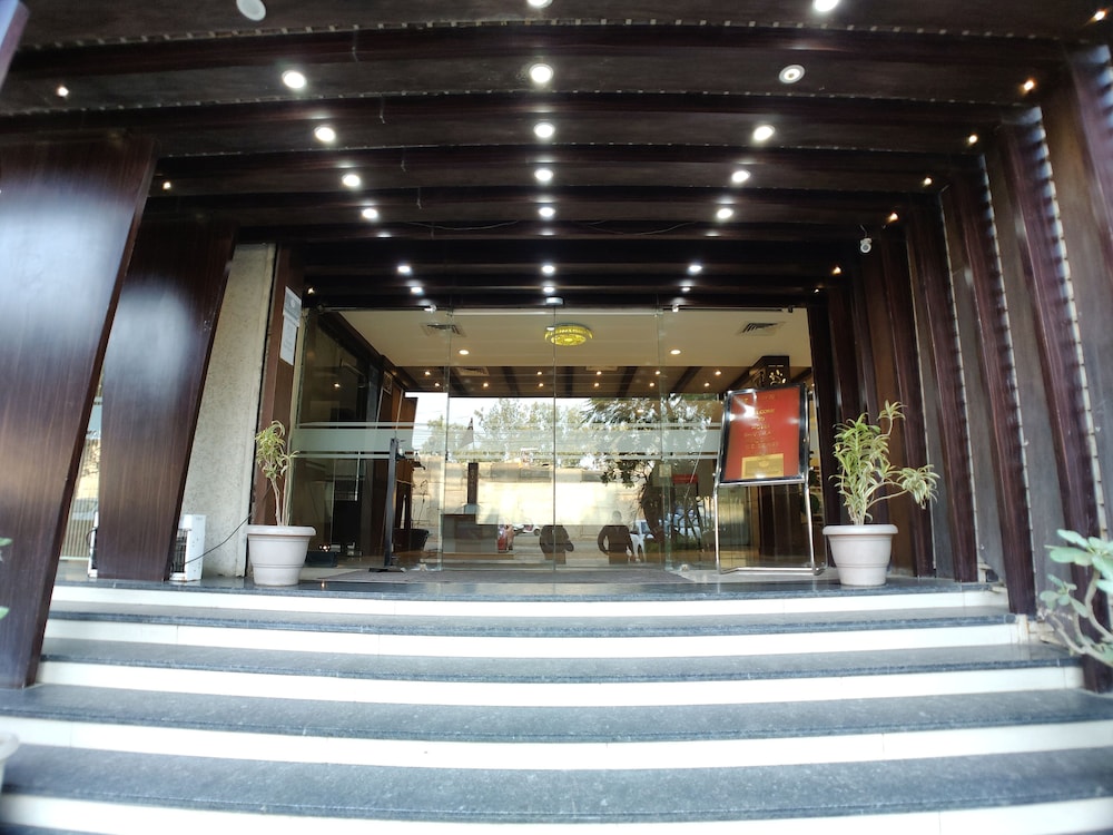 HOTEL SHIV VILAS 5/25