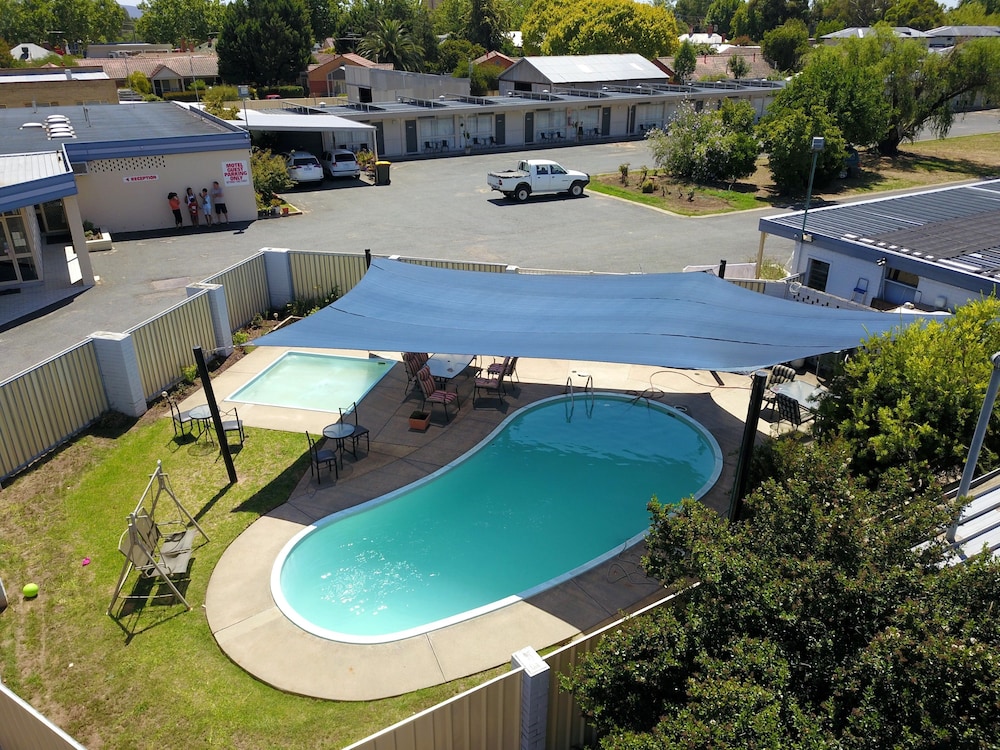 WANGARATTA MOTOR INN 7/28