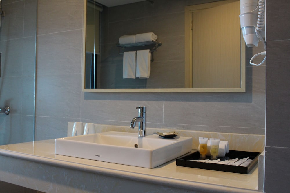 Muong Thanh Luxury Dien Lam Hotel 15/61