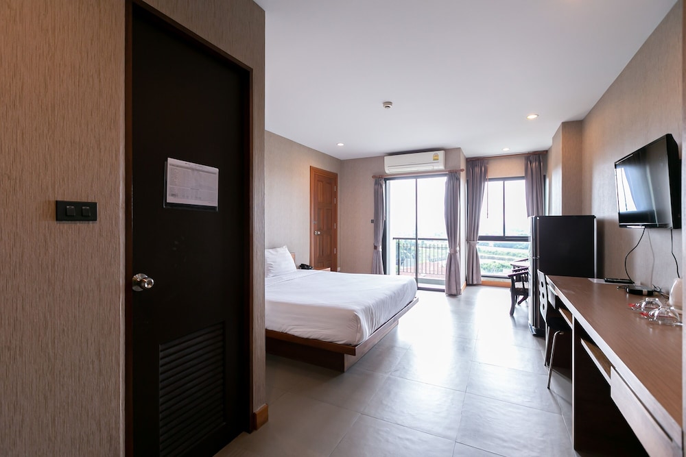 Farthai Residence 12/50
