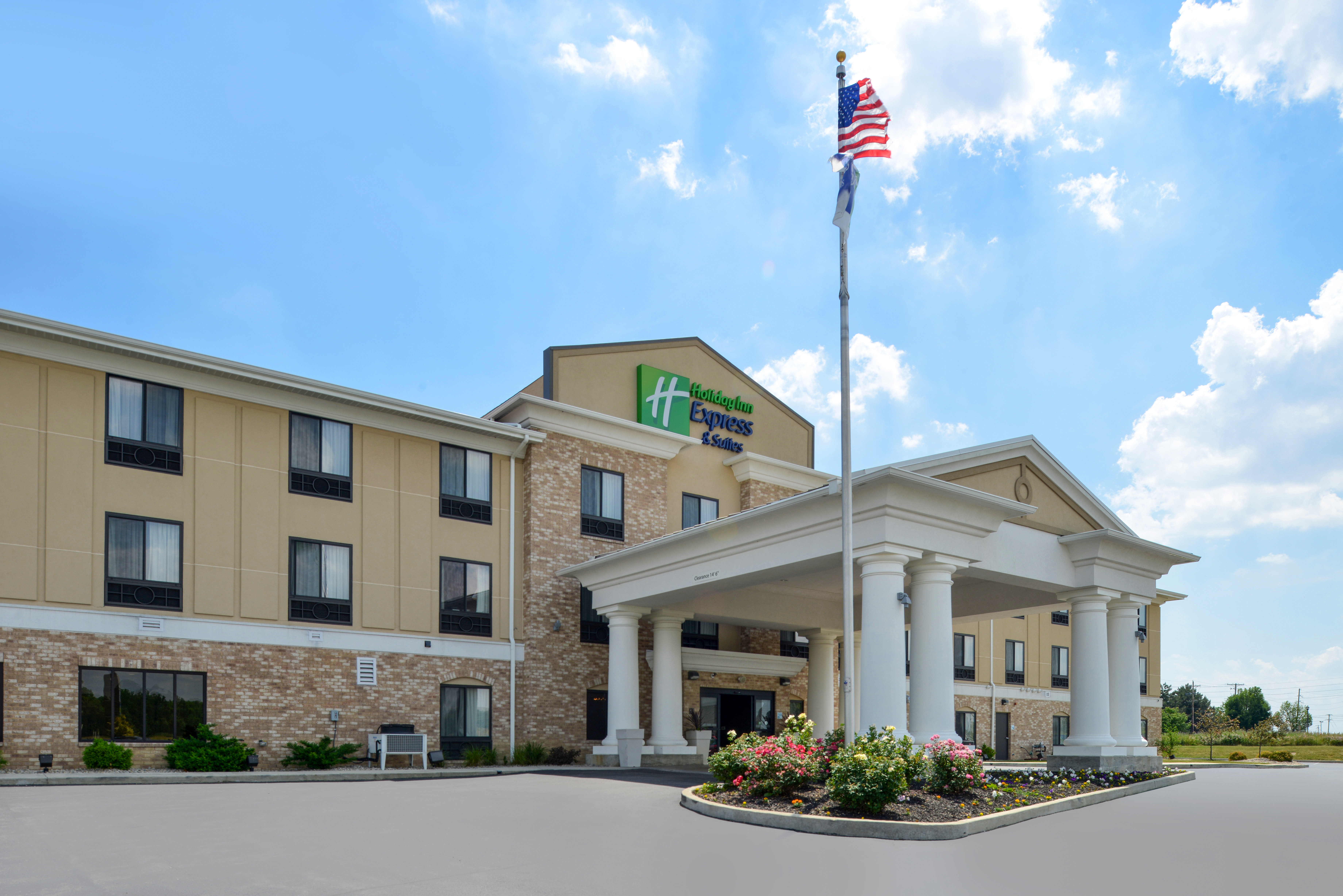 Holiday Inn Express Hotel And Suites Greenfield 4/65