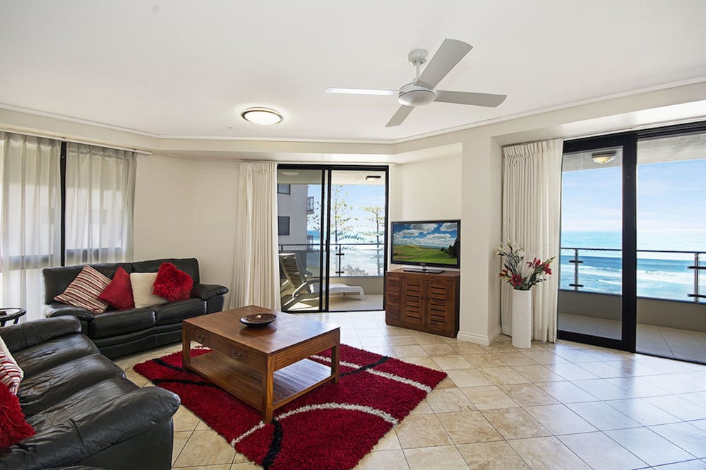 Clubb Coolum Beach Resort 30/65