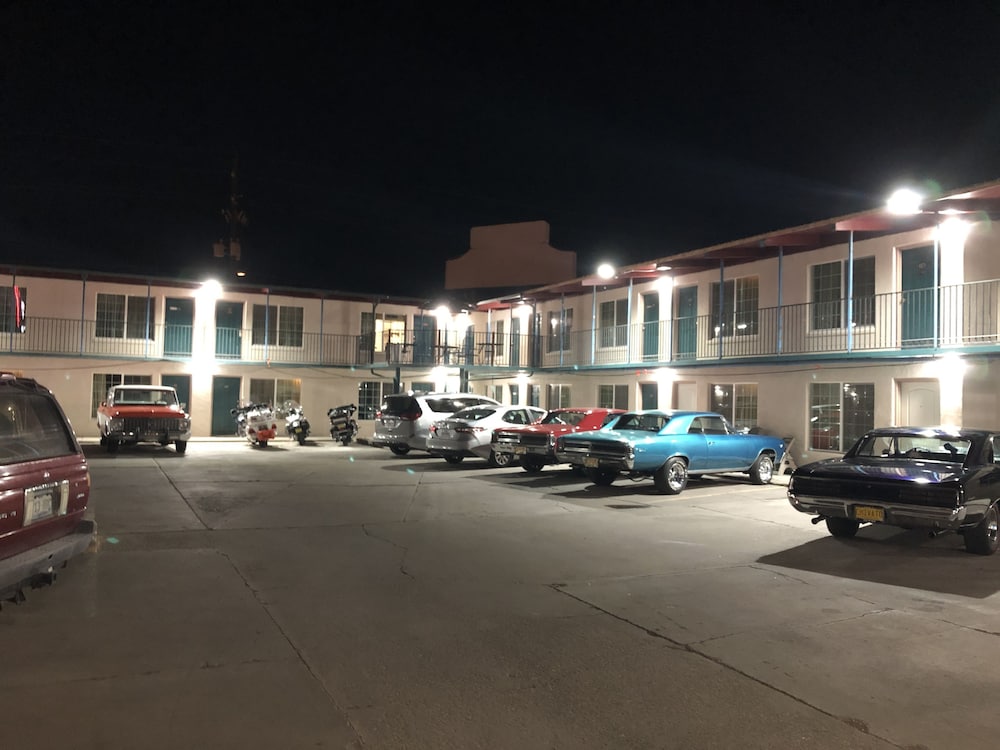 Dunes Inn 52/61