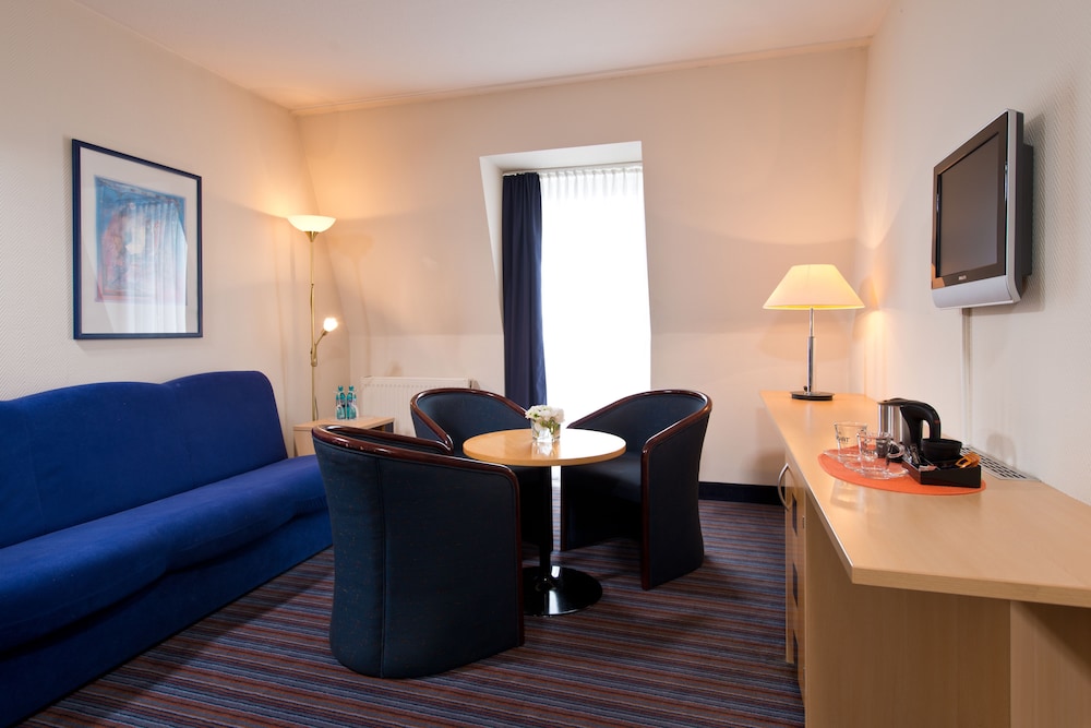 ACHAT Hotel Dresden Elbufer 42/71