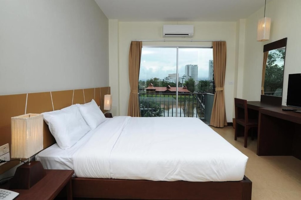 Mawin Hotel 10/40