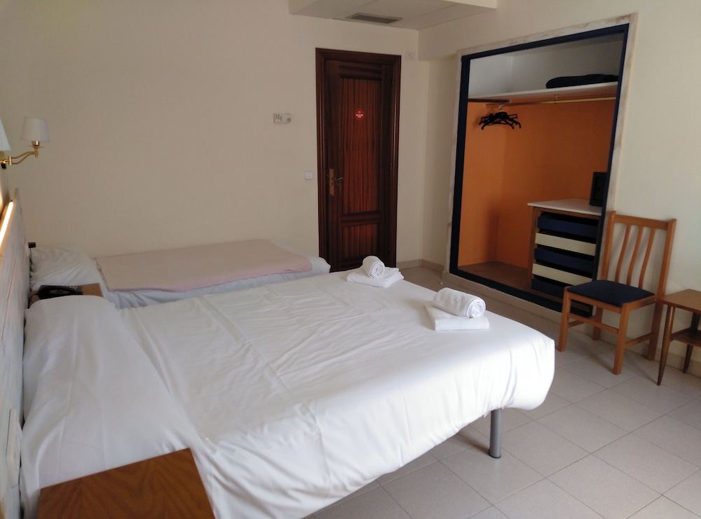 Hotel Corisco 12/50
