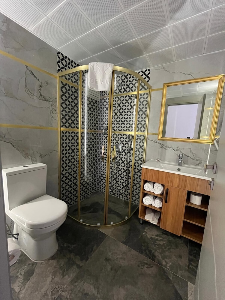 Mse Golden Lux Hotel 50/50