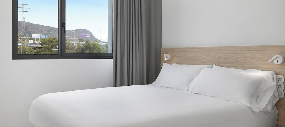 Room at B&B HOTEL Madrid Carabanchel, MADRID
