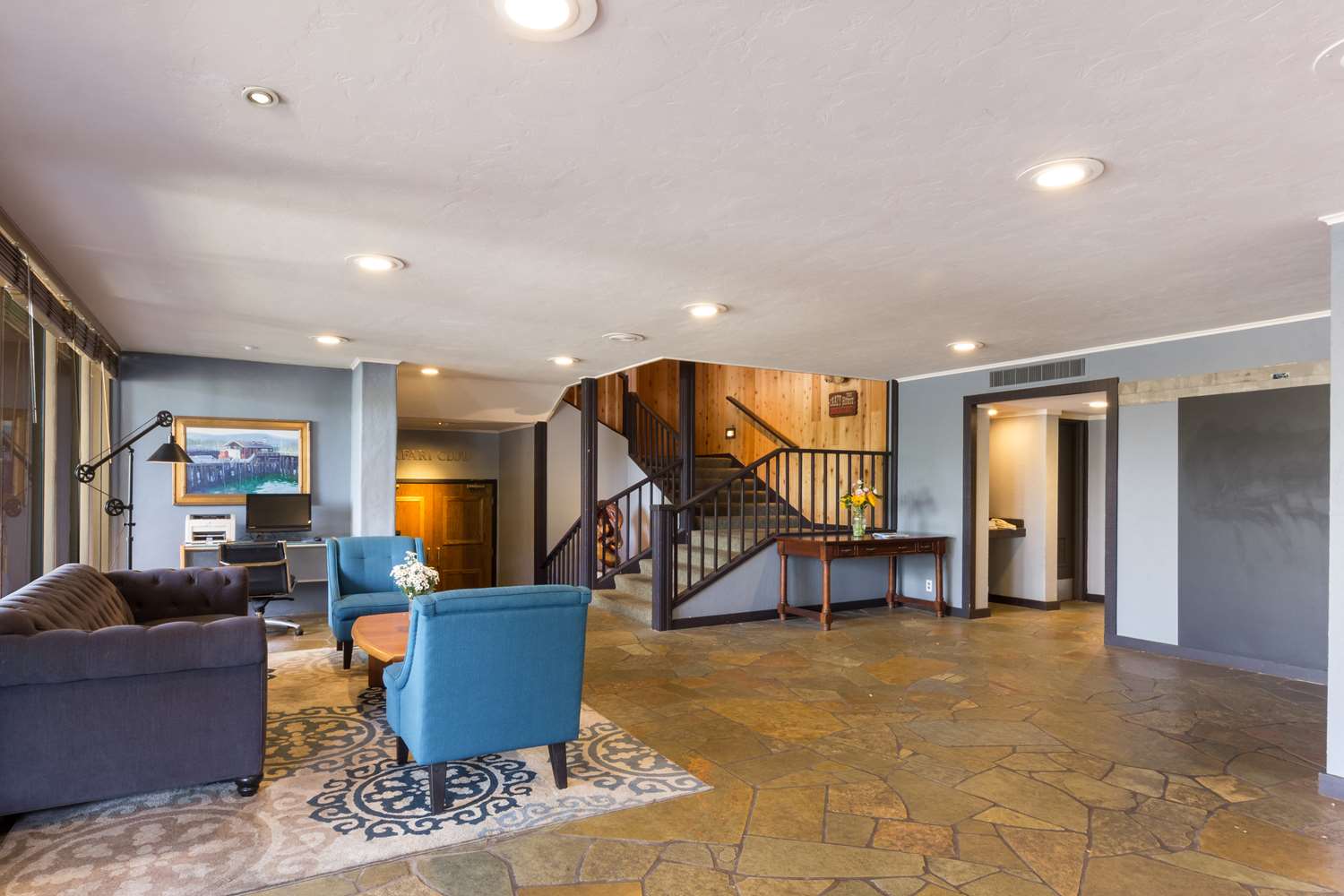 Red Lion Hotel Monterey 33/43