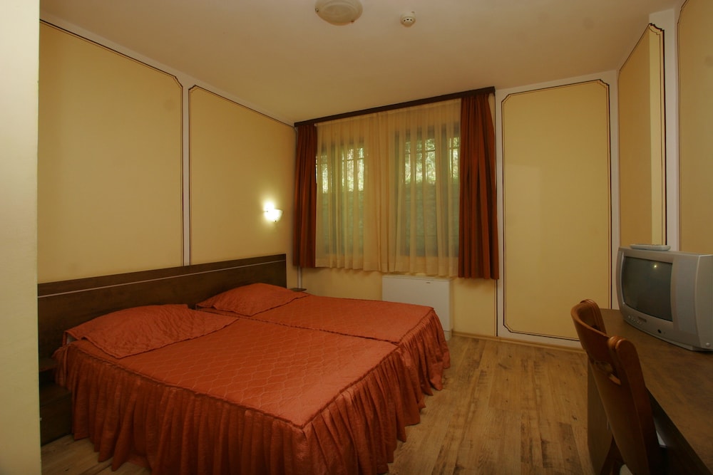 Alafrangite Hotel 15/33