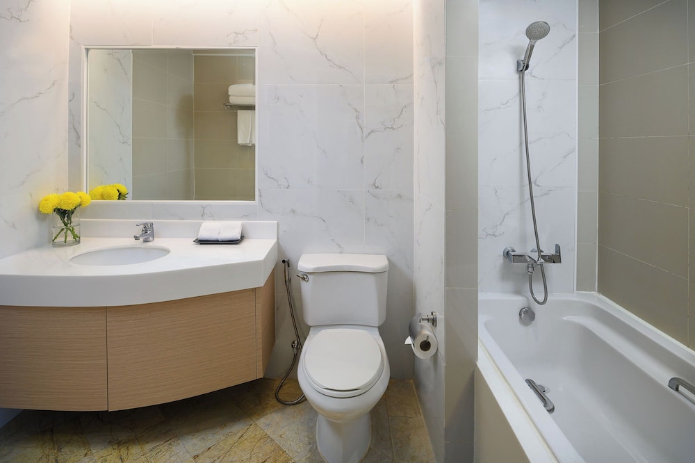 PARKROYAL Suites Bangkok 65/65
