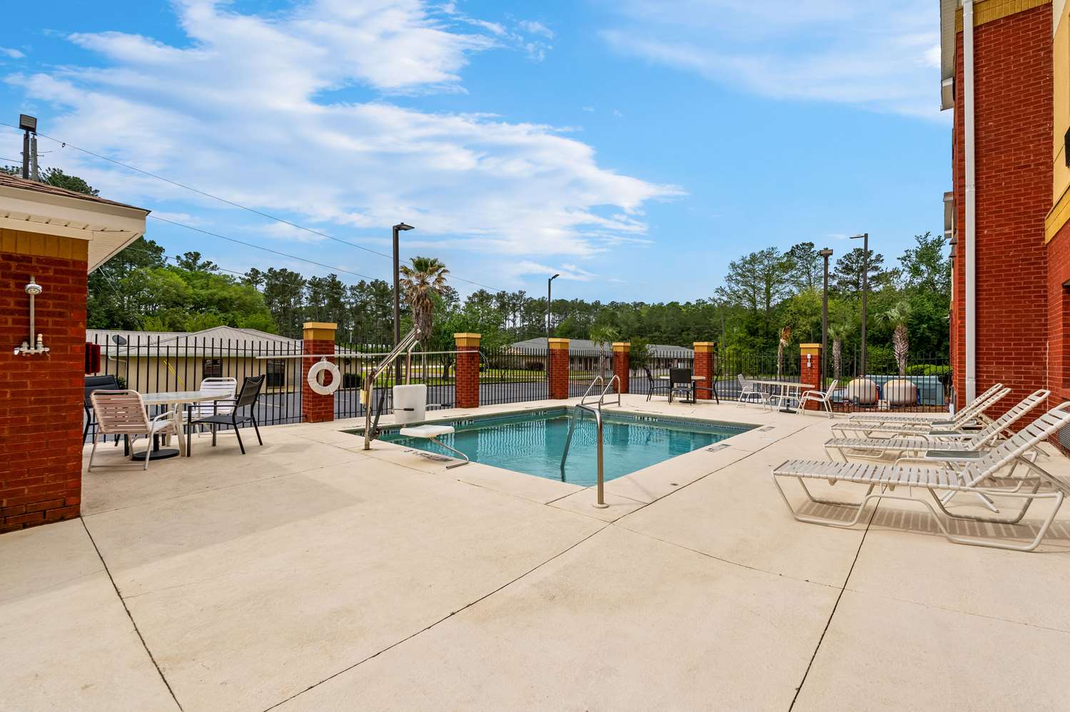 Comfort Inn & Suites Chipley I-10 33/34