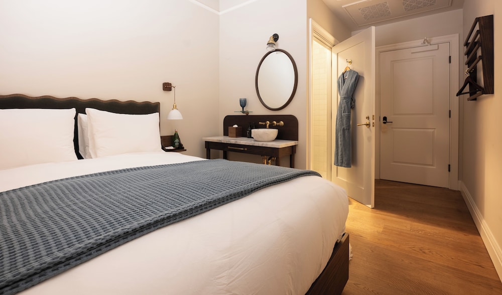Gjelina Hotel 13/50