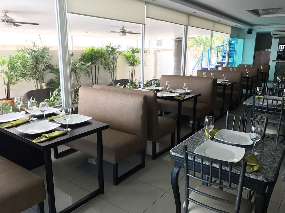 Hotel Mar Azul 45/72
