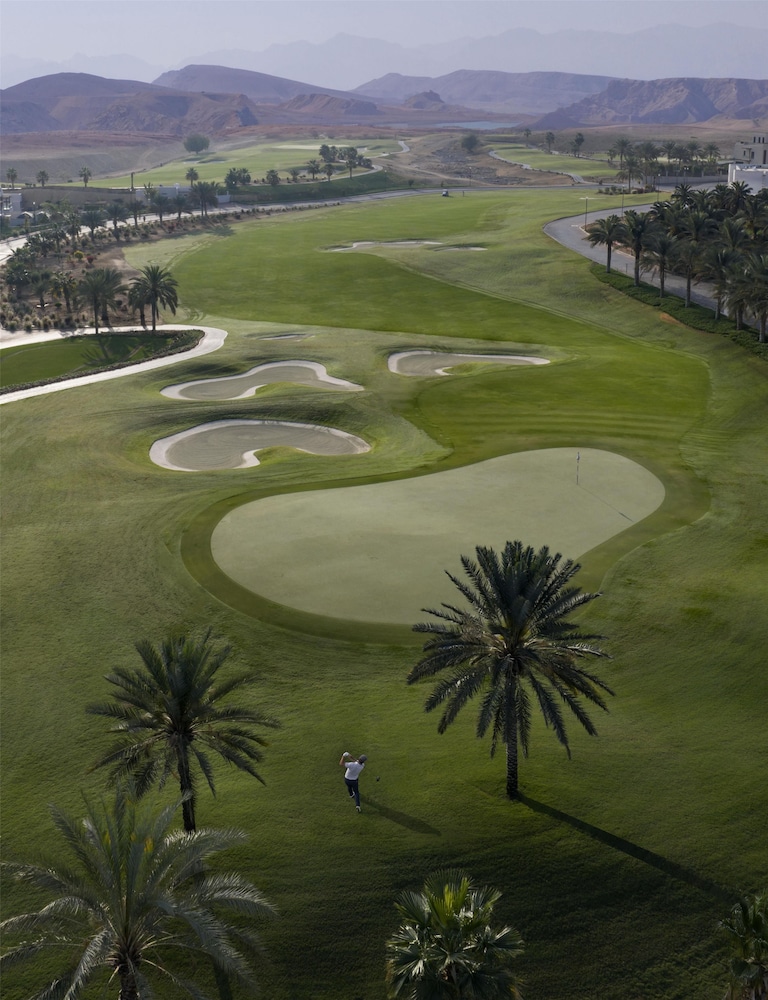 Tivoli La Vie Muscat Hotel & Residences 54/61