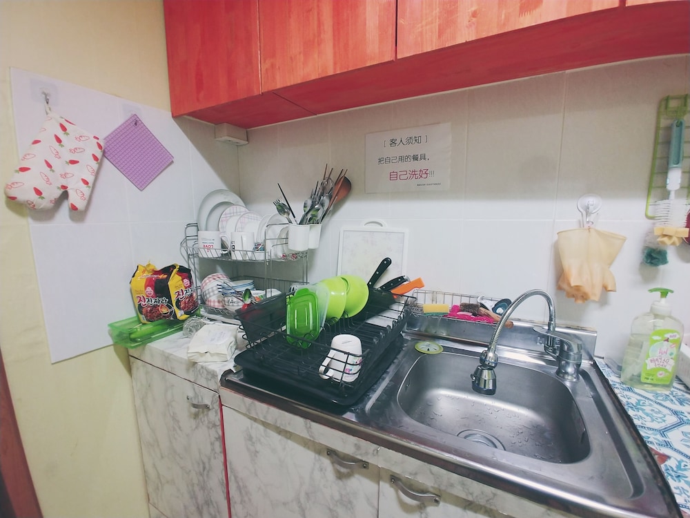 Baozen Guesthouse - Hostel 8/72