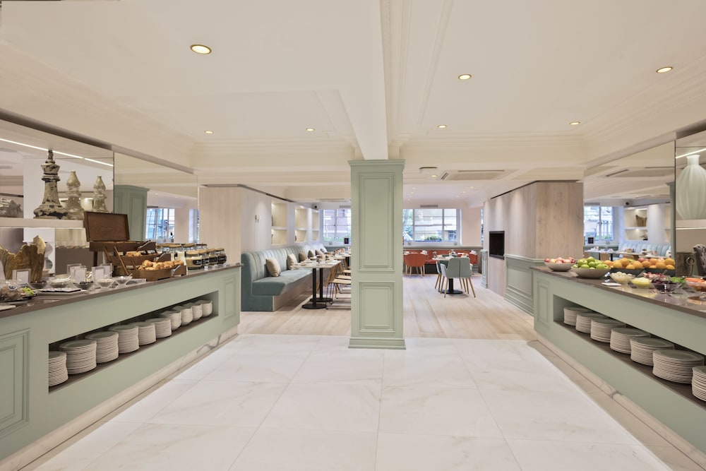 Melia White House 7/80