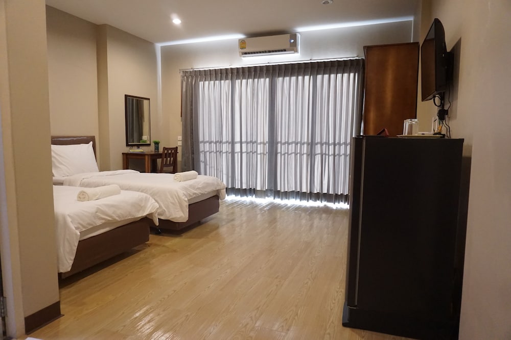 Chompu Nakarin Apartment 15/57