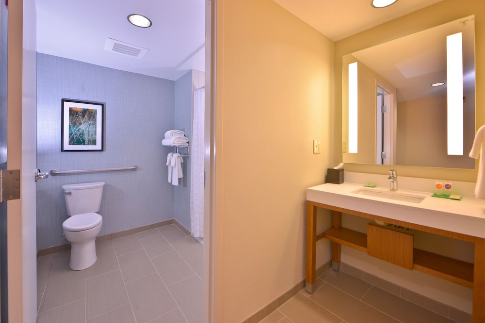 Hyatt Place Dewey Beach 16/80