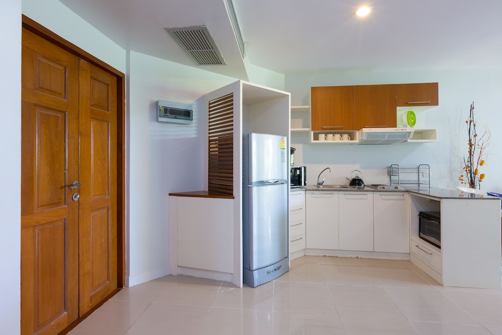 Baan Poolom Beachfront Condominium 49/50