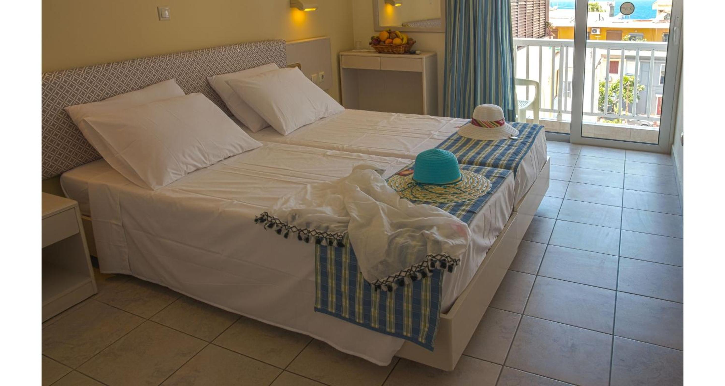 غرفة قياسية بإطلالة على المدينة، Majestic Hotel Adults Only 2/10