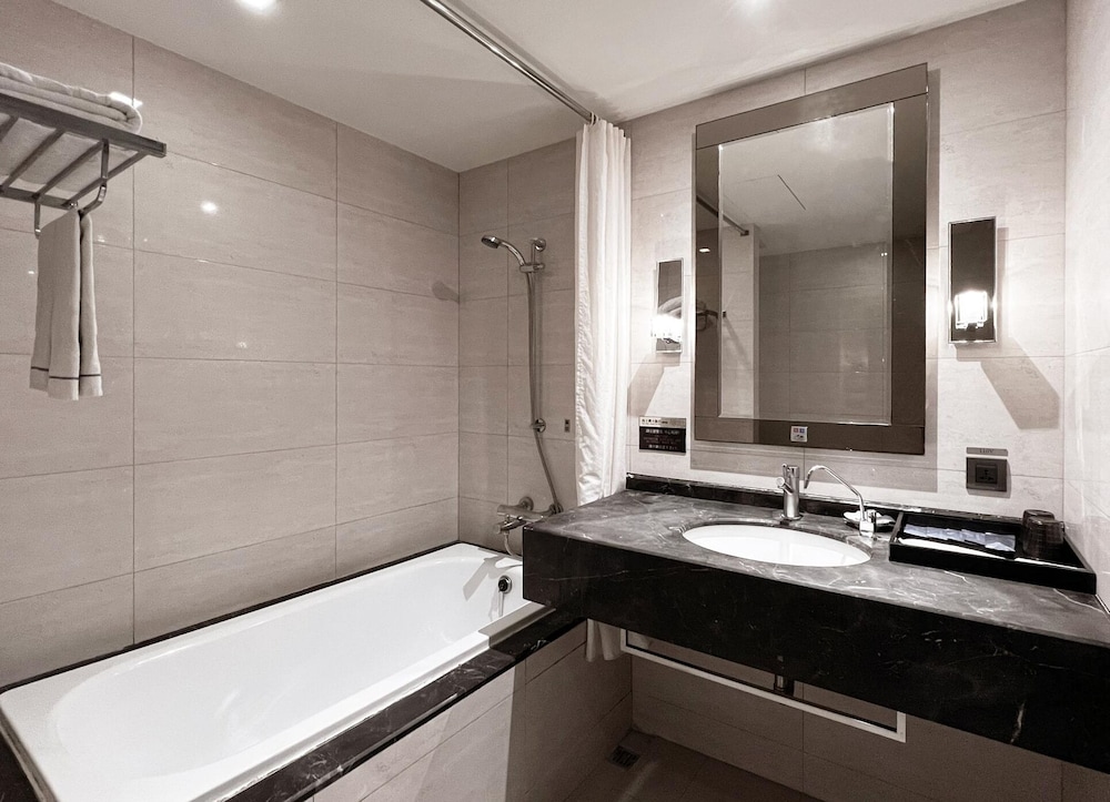 Talmud Hotel Kaohsiung Loveriver 35/50