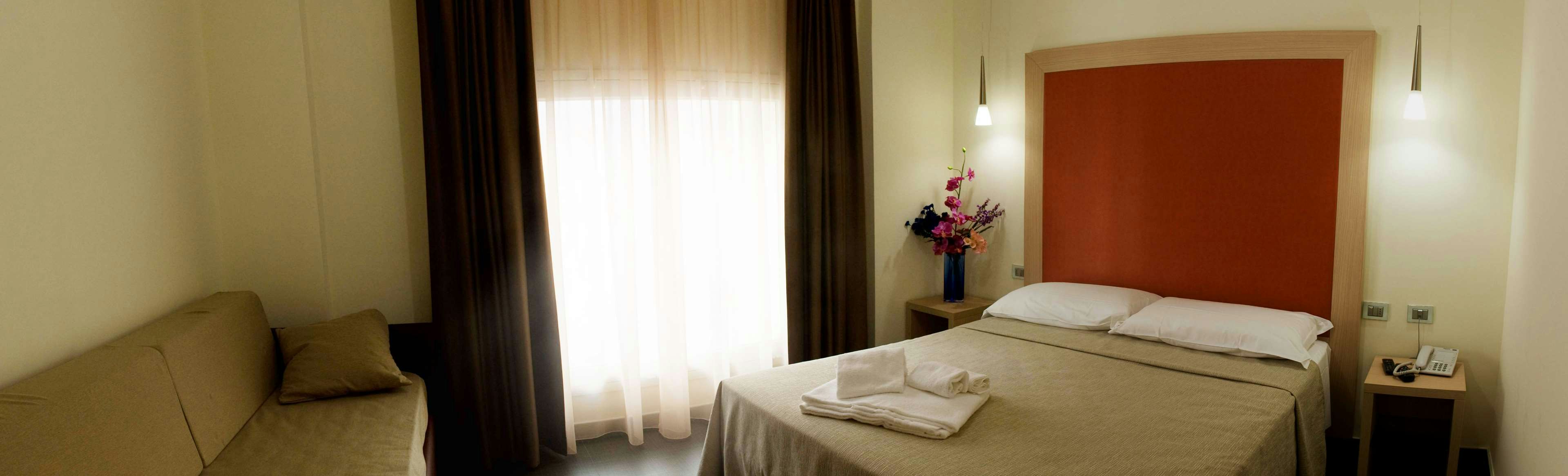Hotel 33 Baroni 22/50