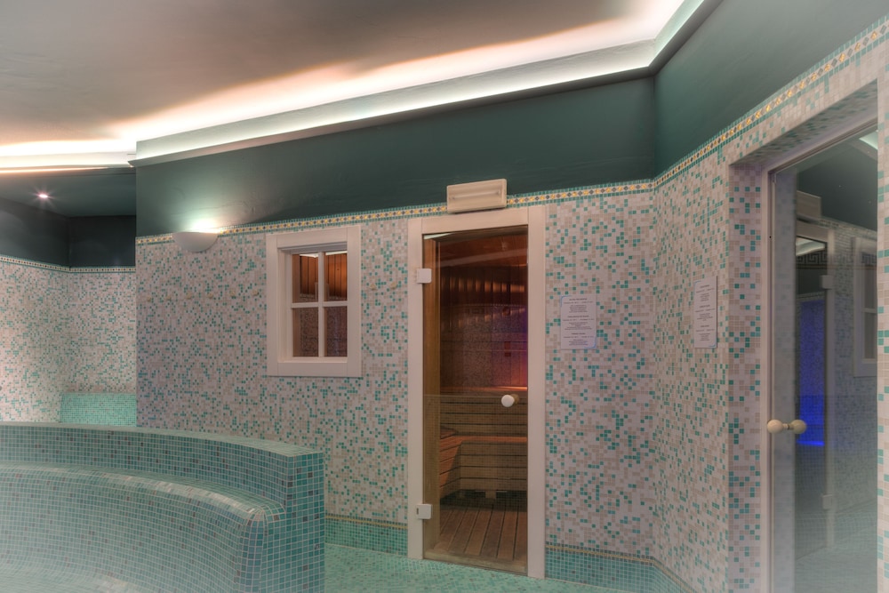 Parc Hotel Gritti 40/77