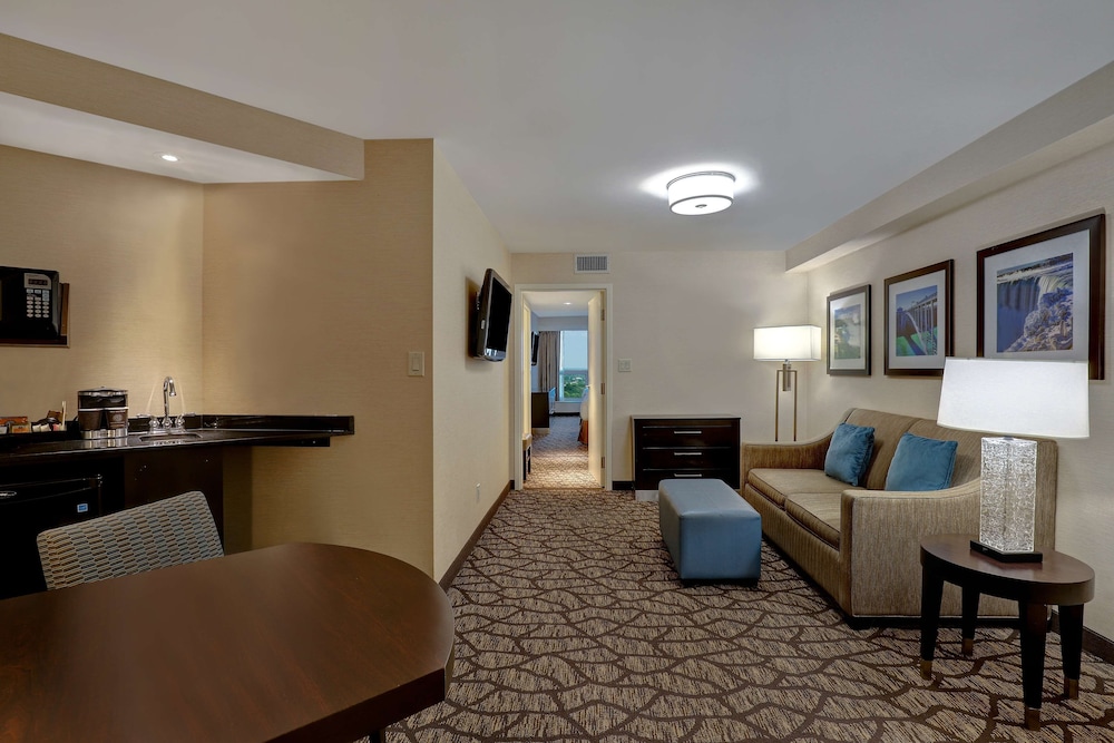 Embassy Suites By Hilton Niagara Falls Fallsview 44/52