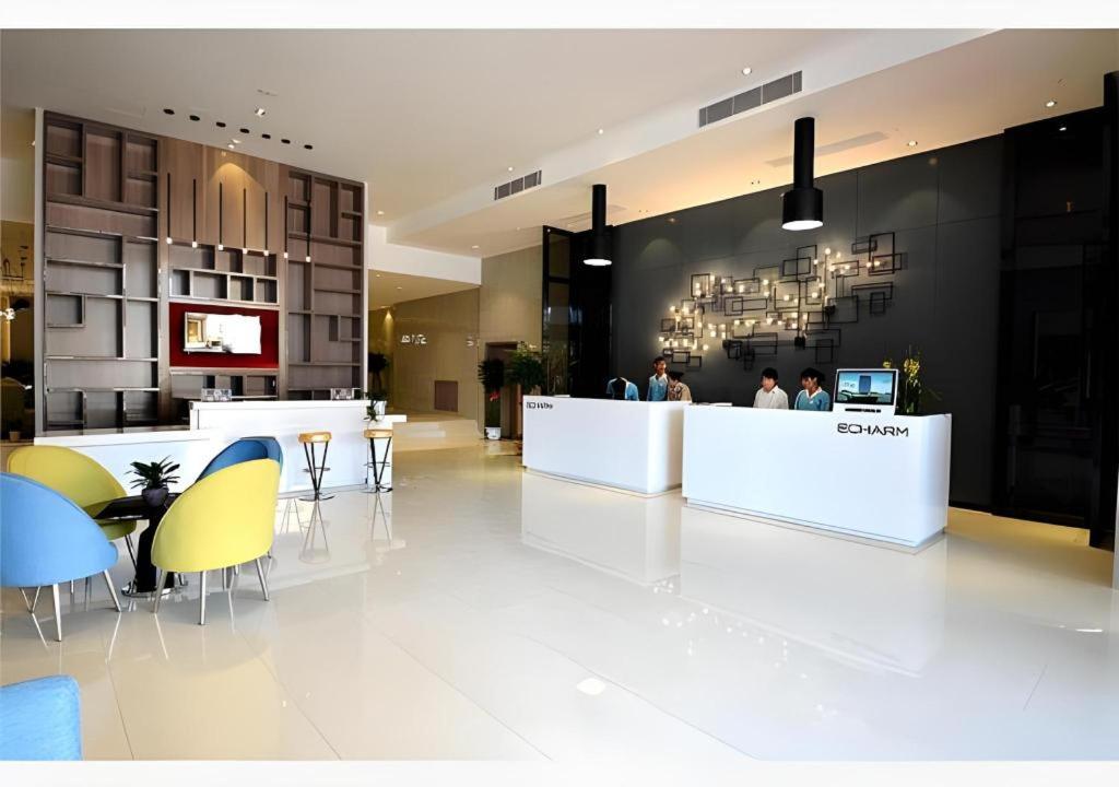 Echarm Hotel (Beihai Railway Station) 17/65