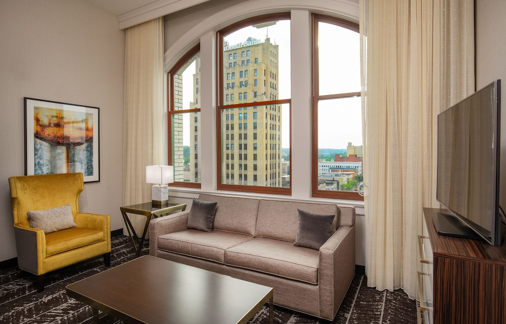 DoubleTree by Hilton Youngstown Downtown 21/46