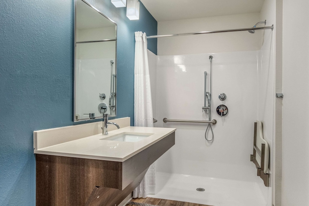 WoodSpring Suites Greenville Haywood Mall 29/33