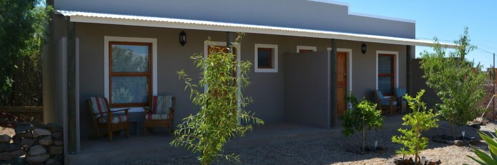Travellers Rest 3/43